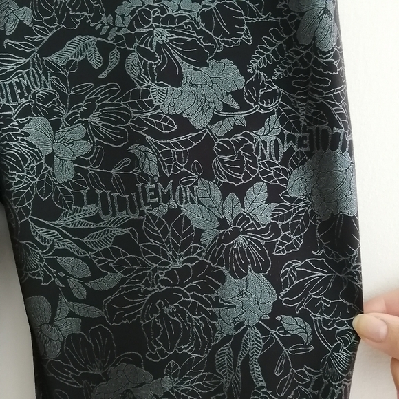 Lululemon Wunder Train High-Rise Tight 25" *Foil Leggings Logo Iridescent Foil 8 - Picture 8 of 16